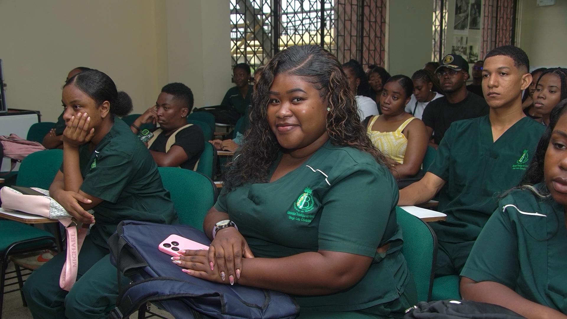 10c7f747 563e 4a80 bfcf 33a95890d133