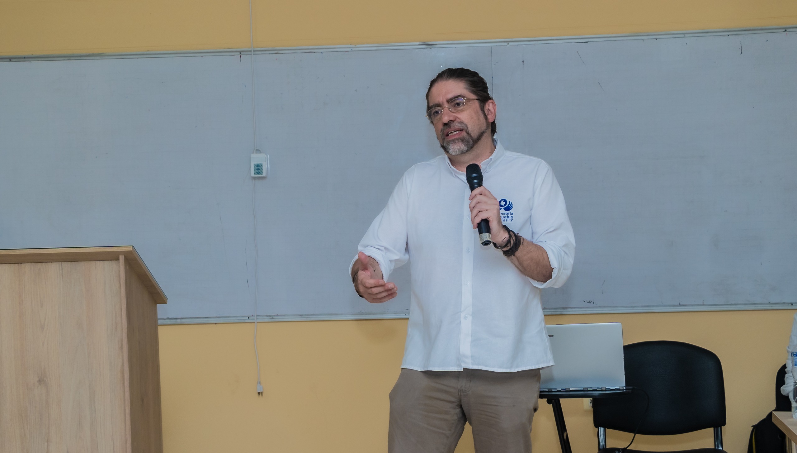 9feaeb09 6c1e 4f70 aa94 1432dbca598b