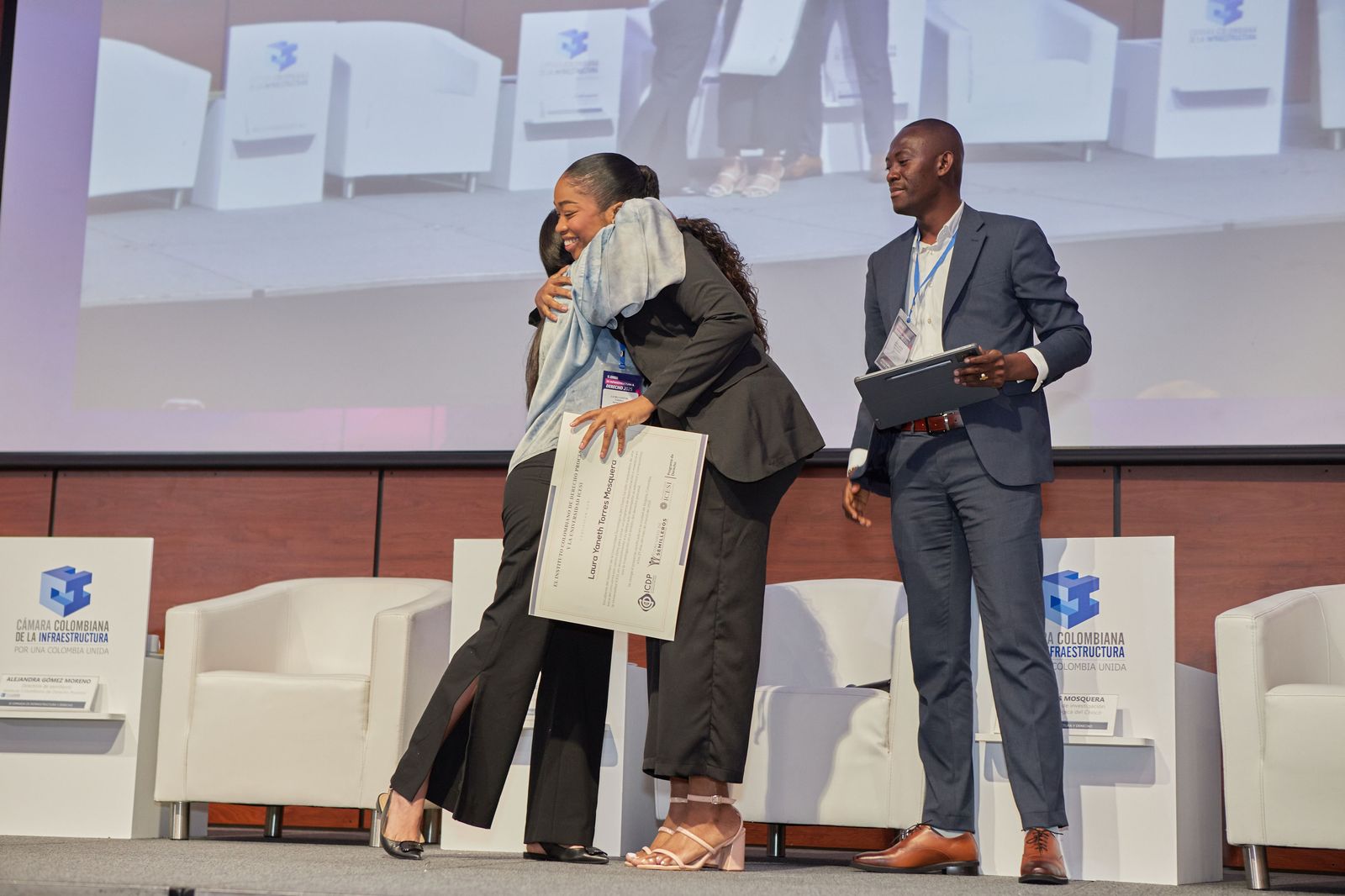 22ace703 4ee0 425c b3a4 00c0d99efd95